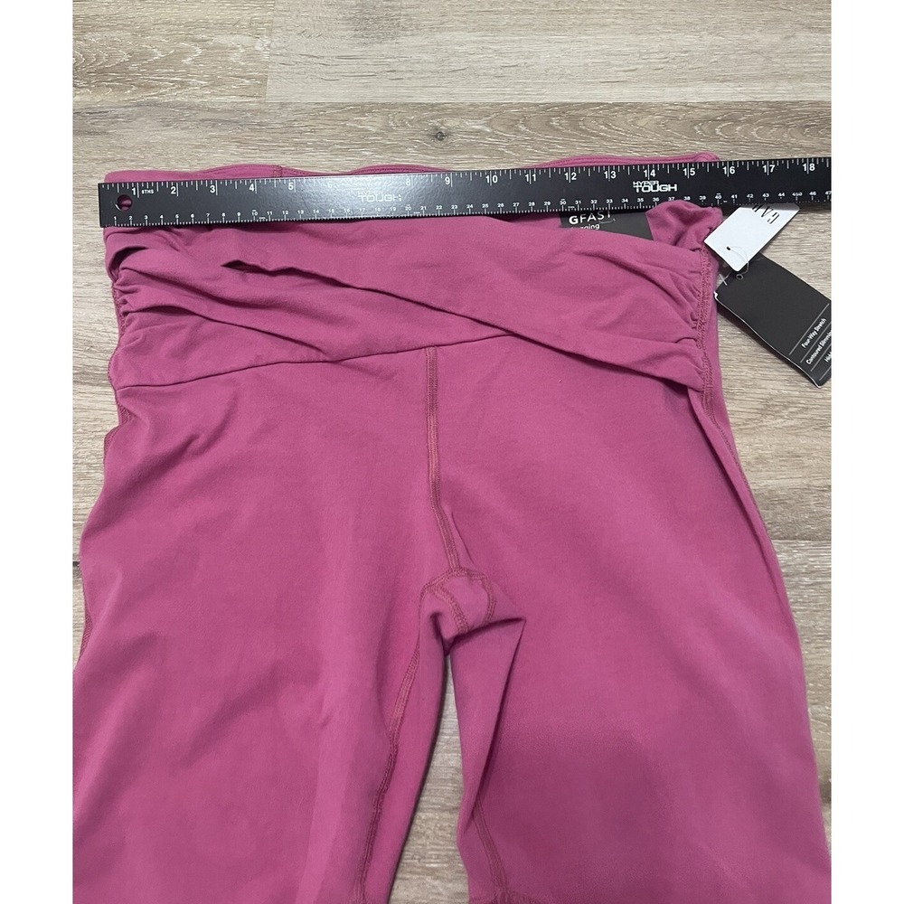 Gap Fit Athletic Leggings Gfast Womens Large Magenta Pink Criss Cross NWT - Picture 2 of 8